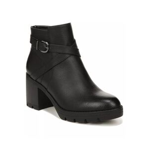 NIB Naturalizer Madalynn Buckle Boot - size 9.5